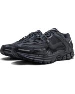 Nike Zoom Vomero 5 - Image 3