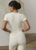 Two-Piece Seamless Activewear Set - Image 3