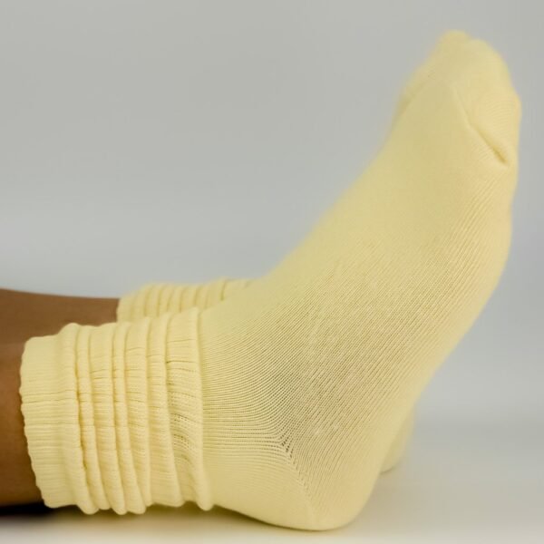 GS Slouch Socks (Cream)