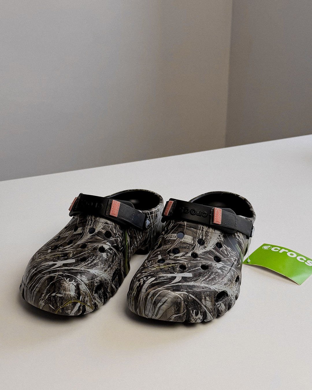 crocs6.jpg Hunter Step Crocs - Image 1
