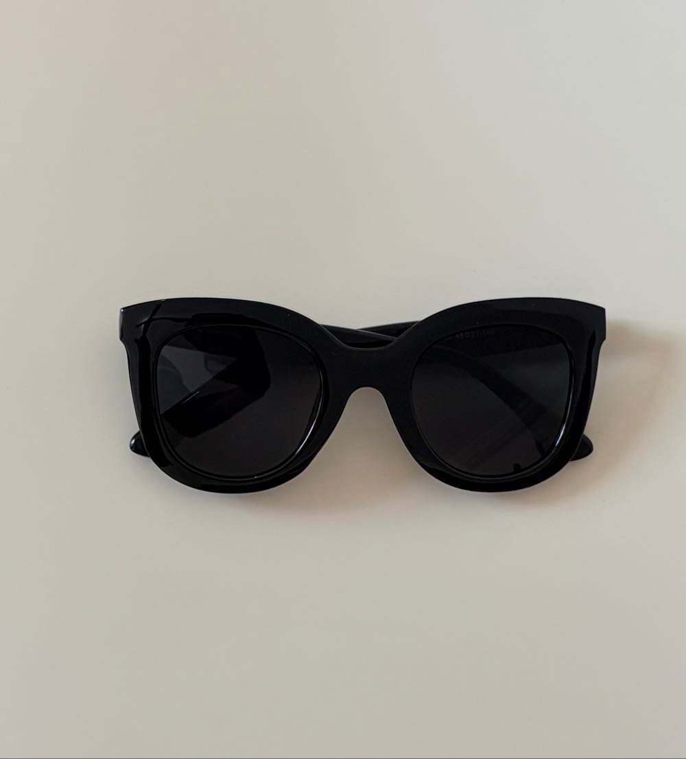 3f58f7b2jt Sunglasses - Image 1