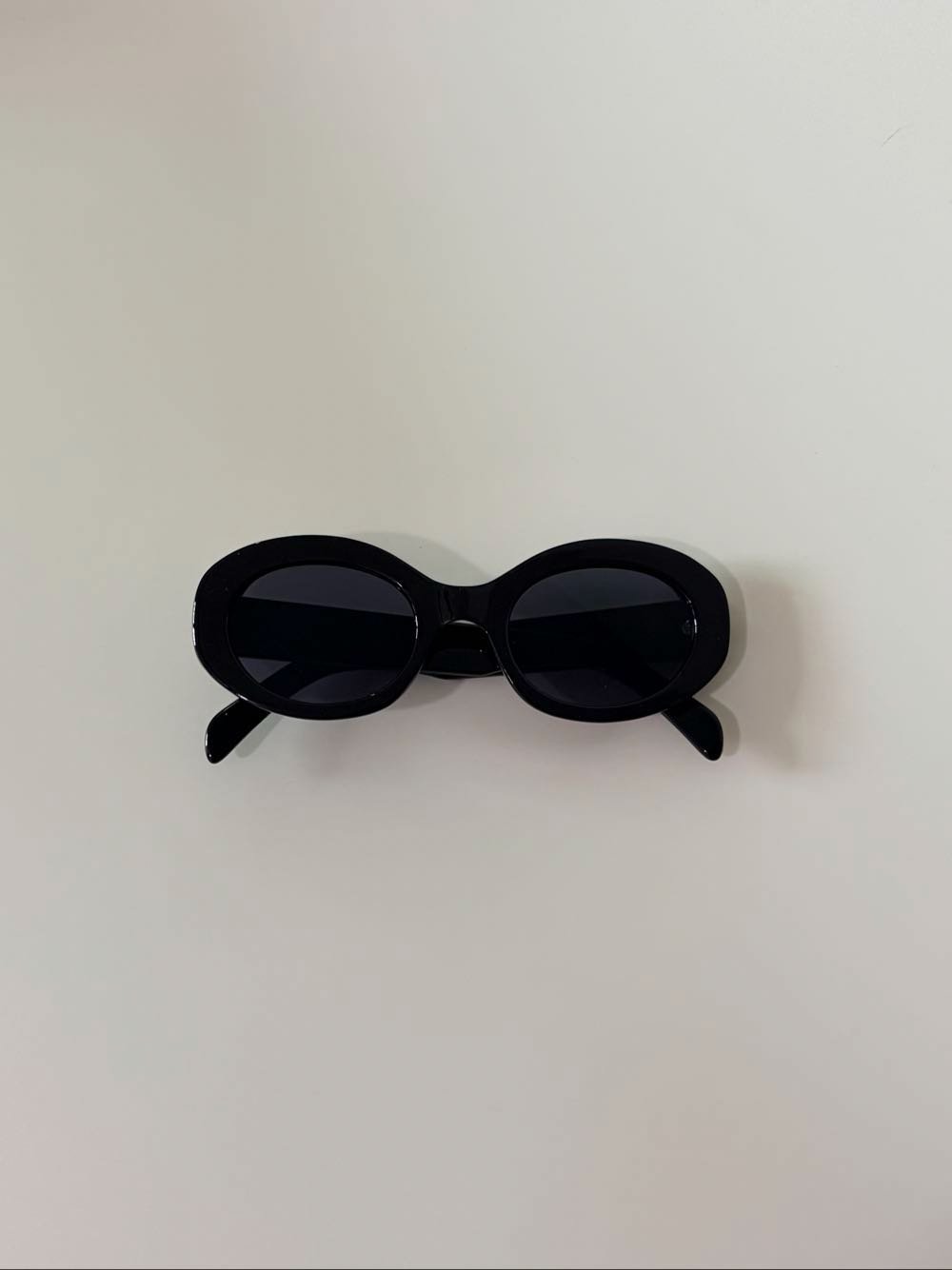 6ur51kikyj Sunglasses - Image 1
