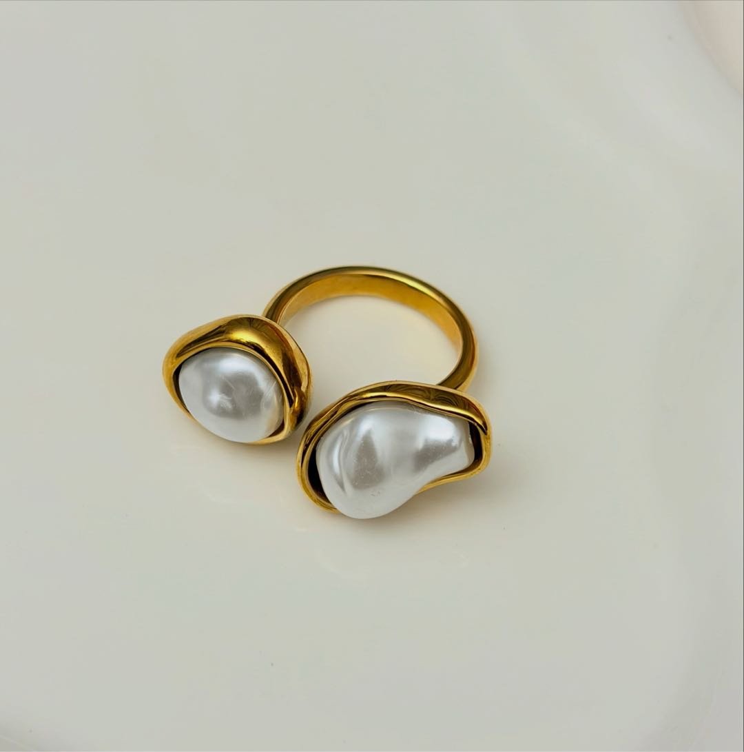 IMG_1327 Gabs Ring - Image 1