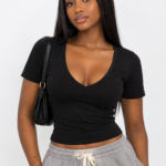 Black V-neck slinky fitted tee (L)
